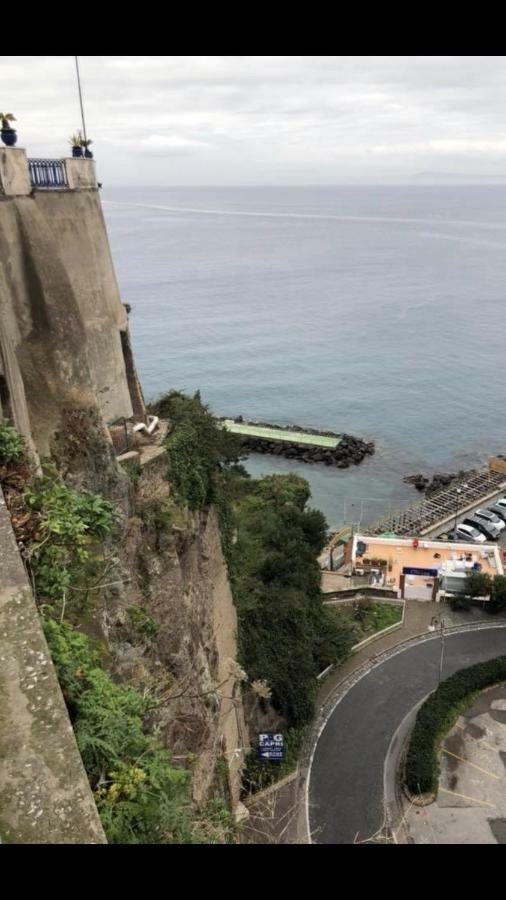 Rosy Monolocale Nel Centro Storico Di Torre Annunziata Di Fronte Scavi Oplontiアパートメント エクステリア 写真